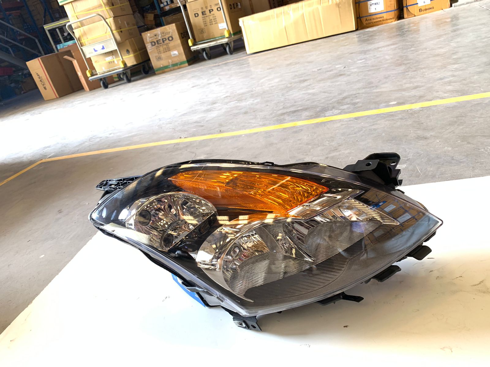 NISSAN ALTIMA 2008-2009 head lamp (rh)