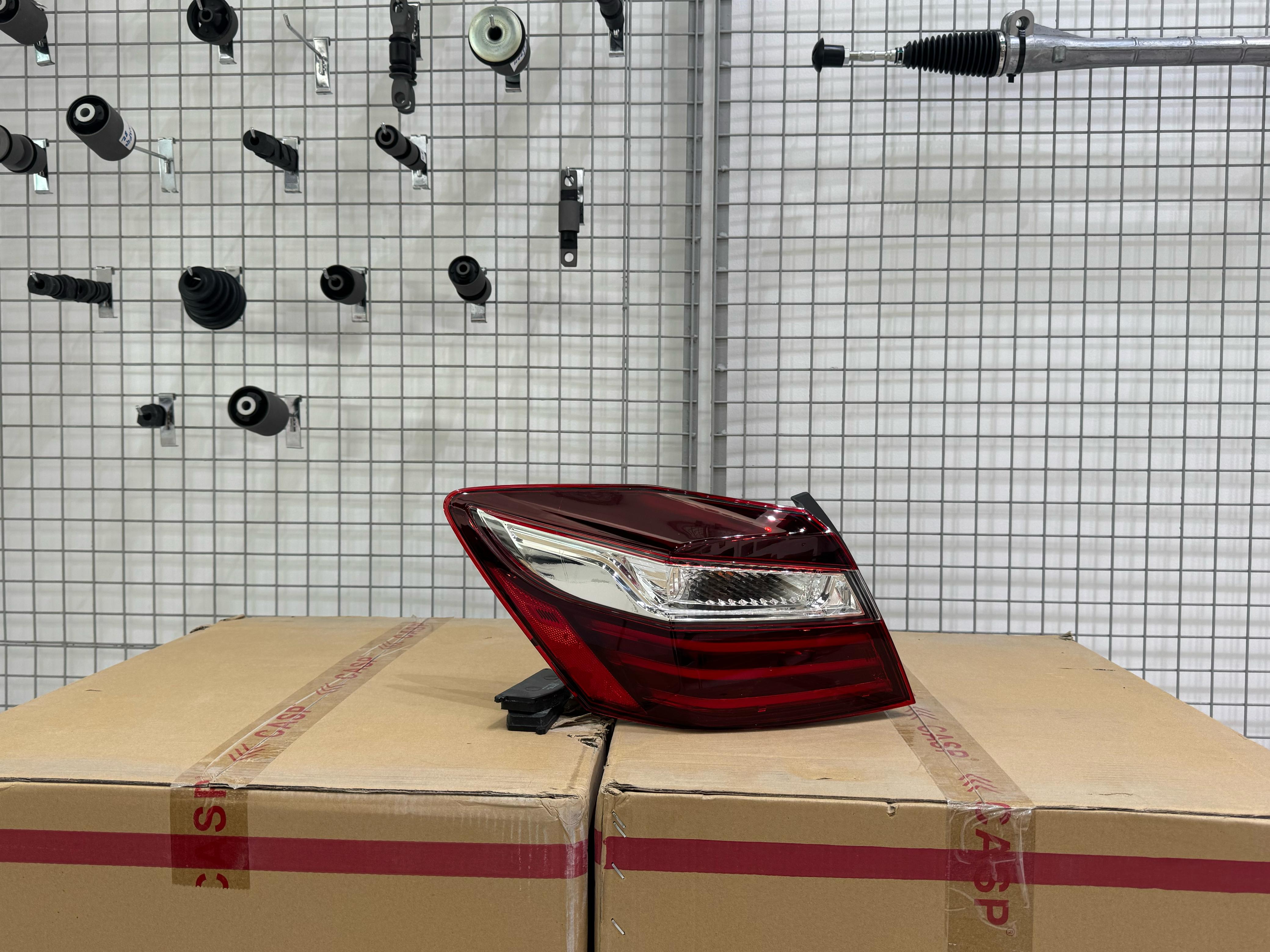 Rear Lamp Accord 2016-2017 (USA) (LH)