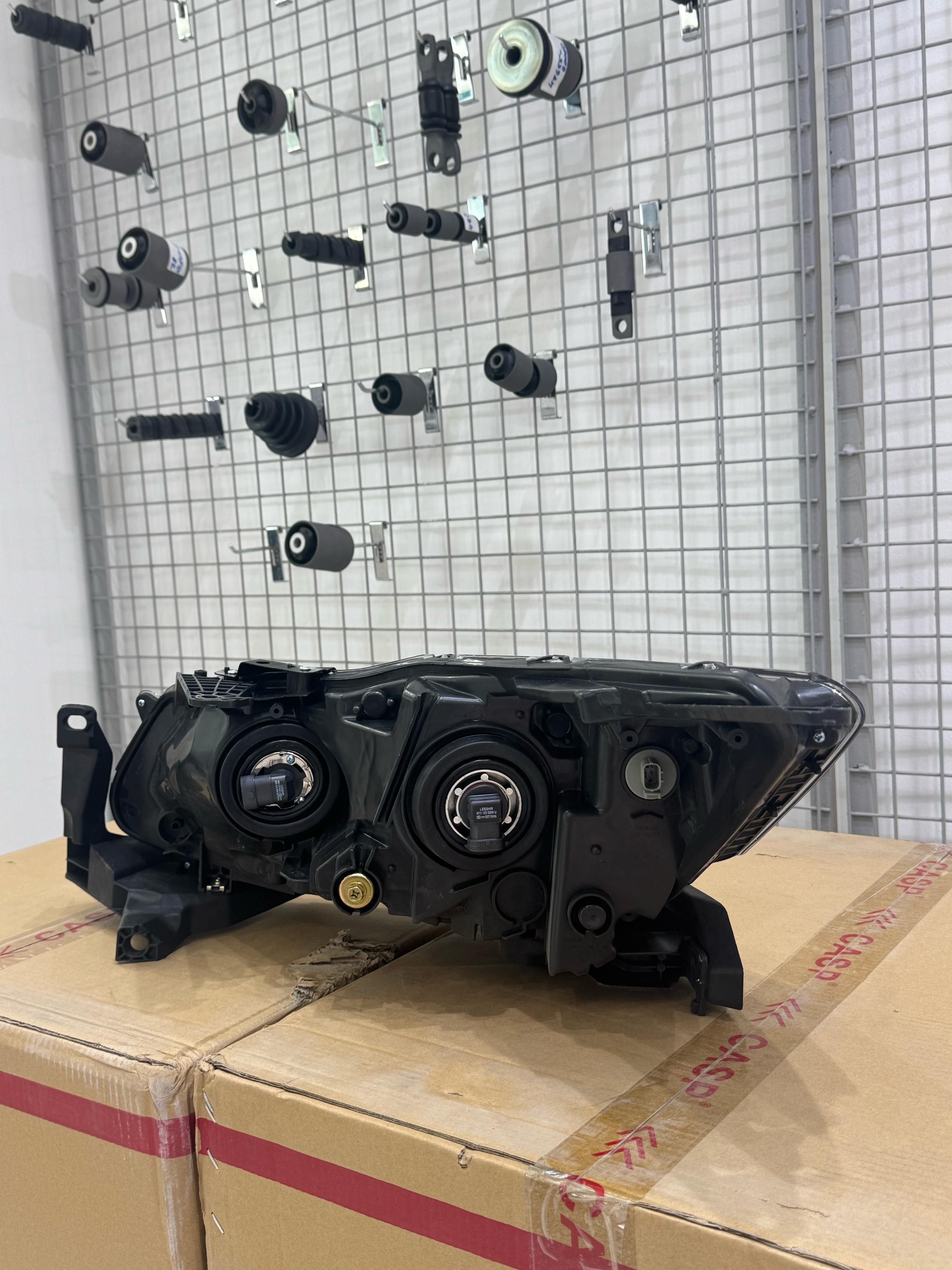 Head Lamp LED Accord 2016 (USA) (RH)
