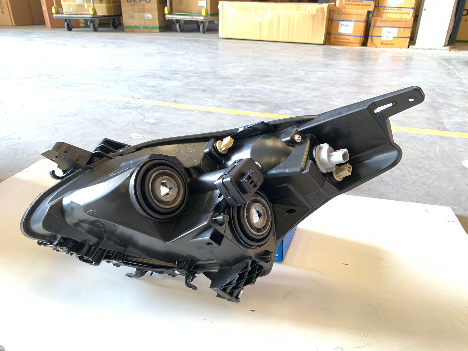 NISSAN ALTIMA 2010-2012 head lamp (rh)