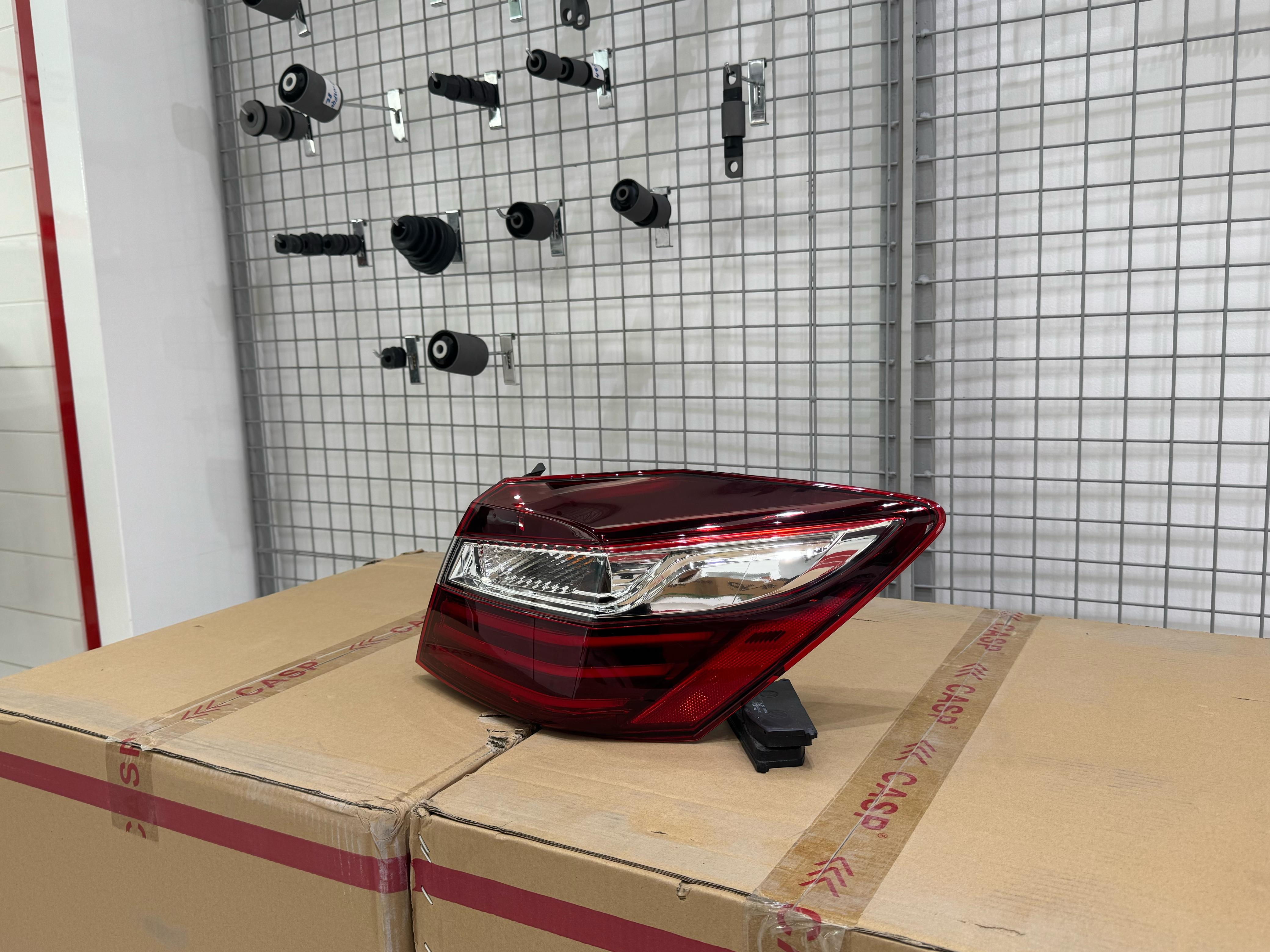 Rear Lamp Accord 2016-2017 (USA) (RH)