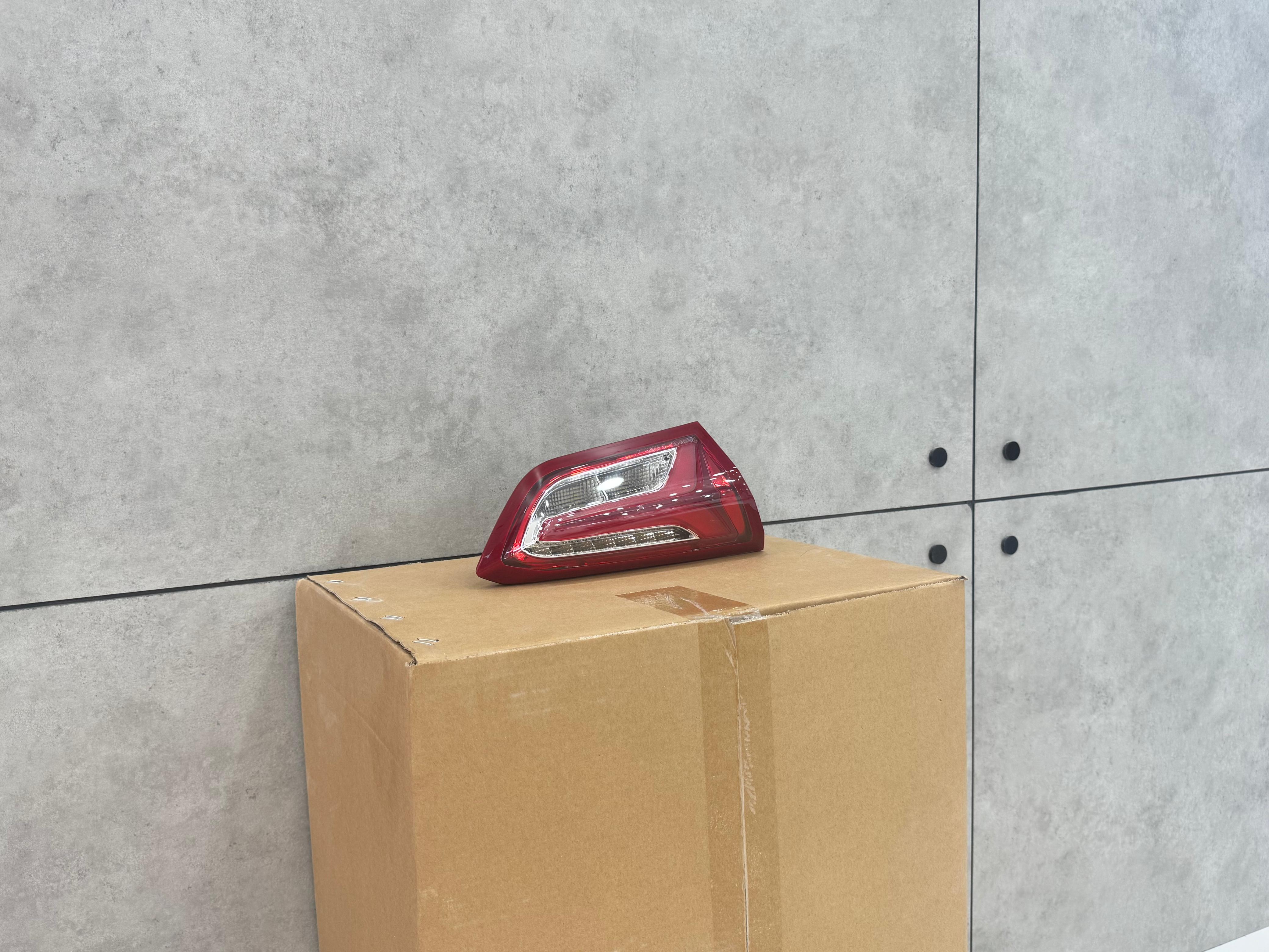 Back Up Lamp Malibu 2019-23 USA (LED) (LH)