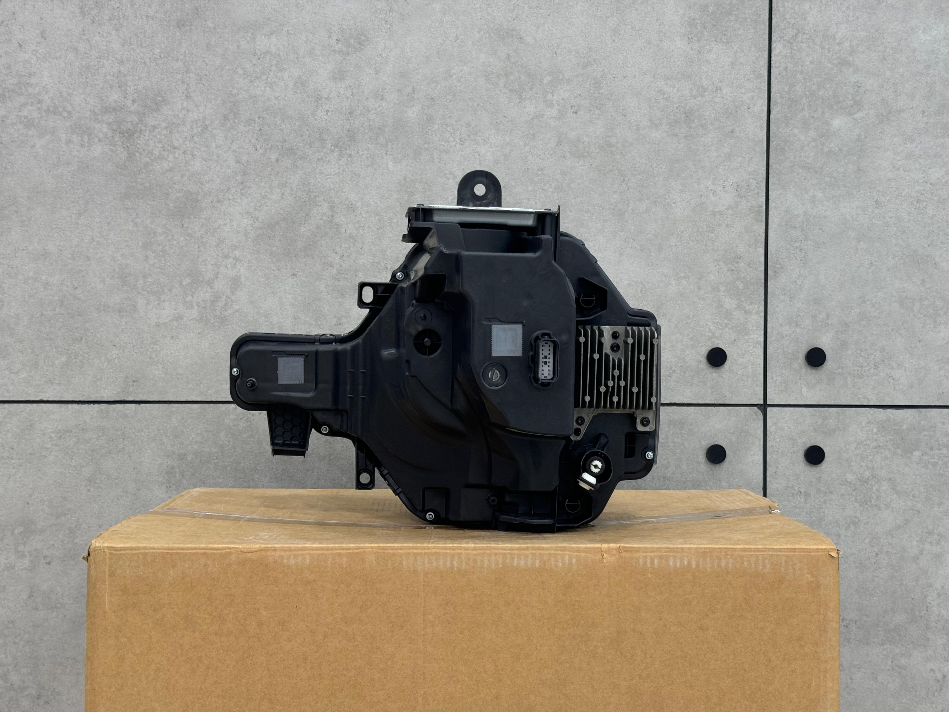 Head Lamp Bronco 2020-24 (RH)[4-LENS-XENON]