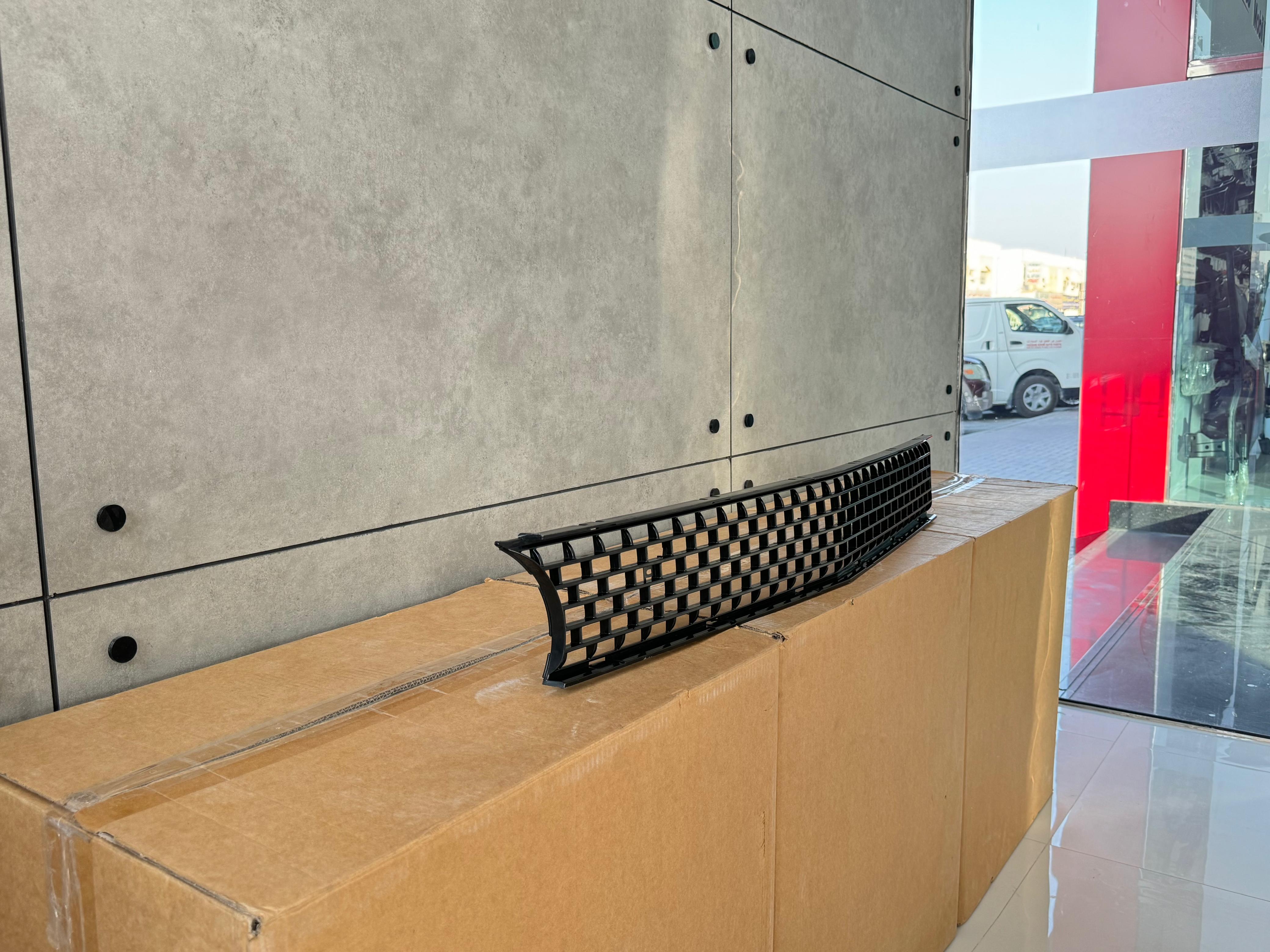 GRILLE CHALLENGER 2015-22 SRT