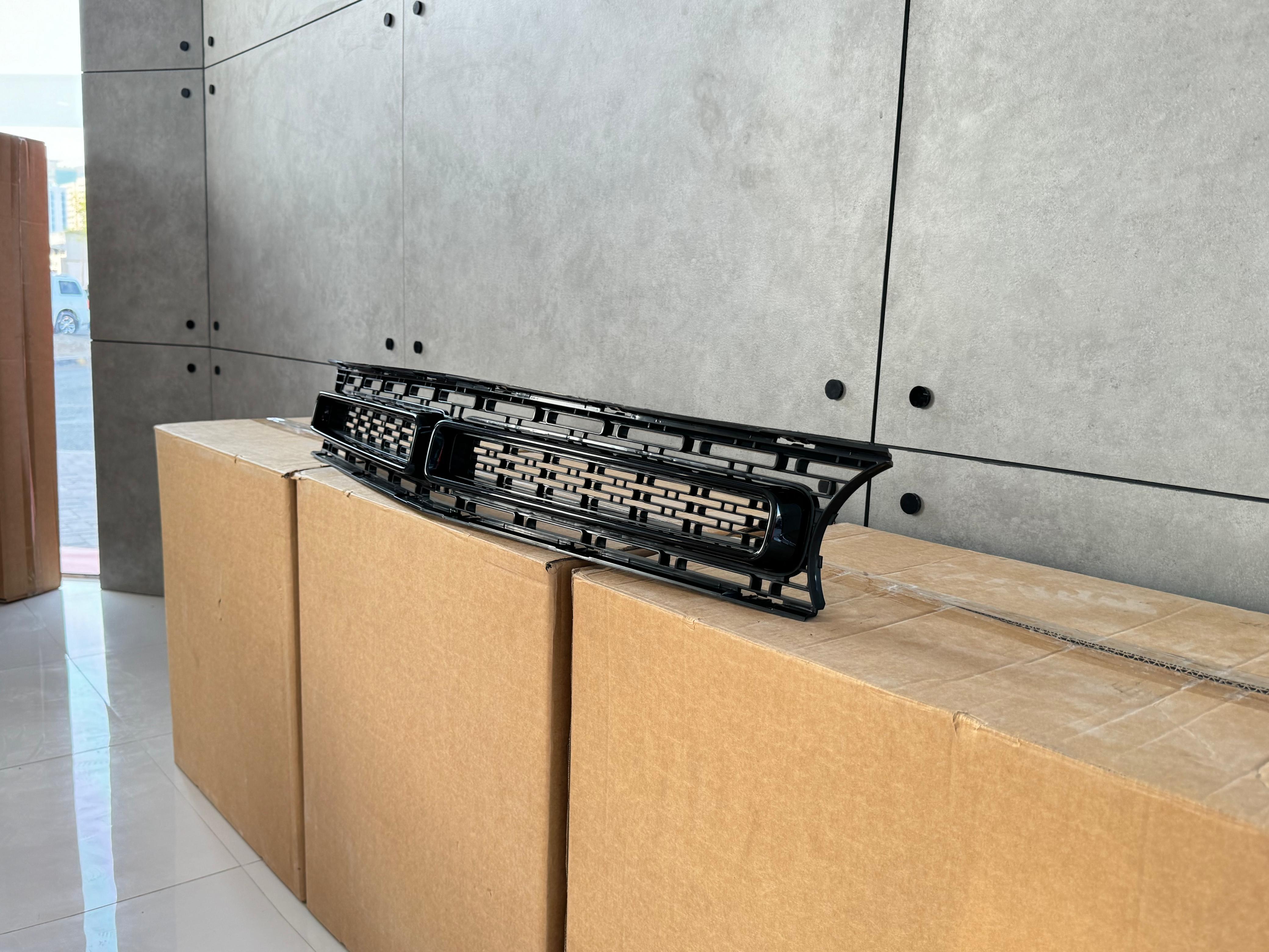GRILLE CHALLENGER 2015-22 SXT