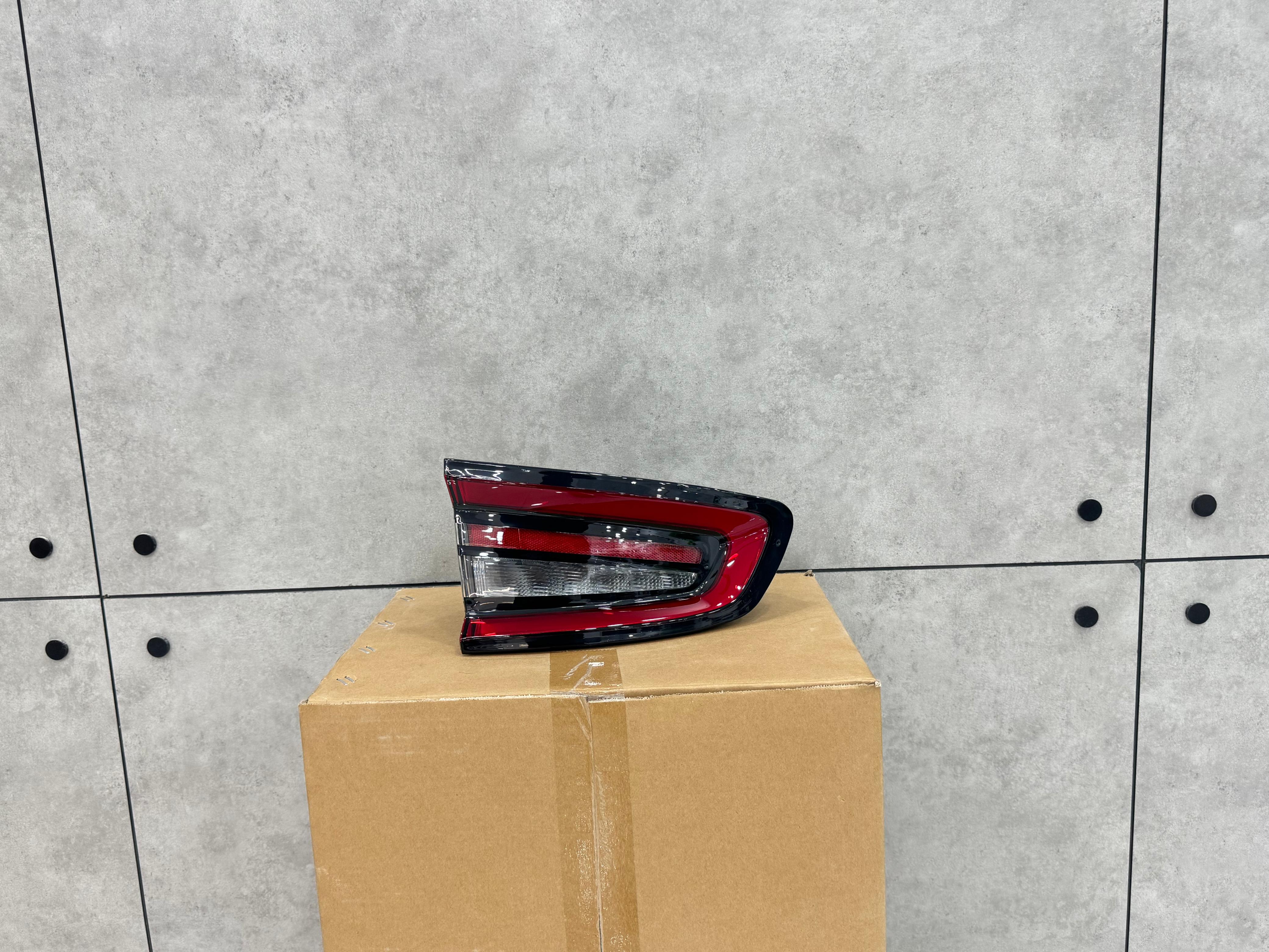 Rear Lamp Charger 2015-22 (LH)