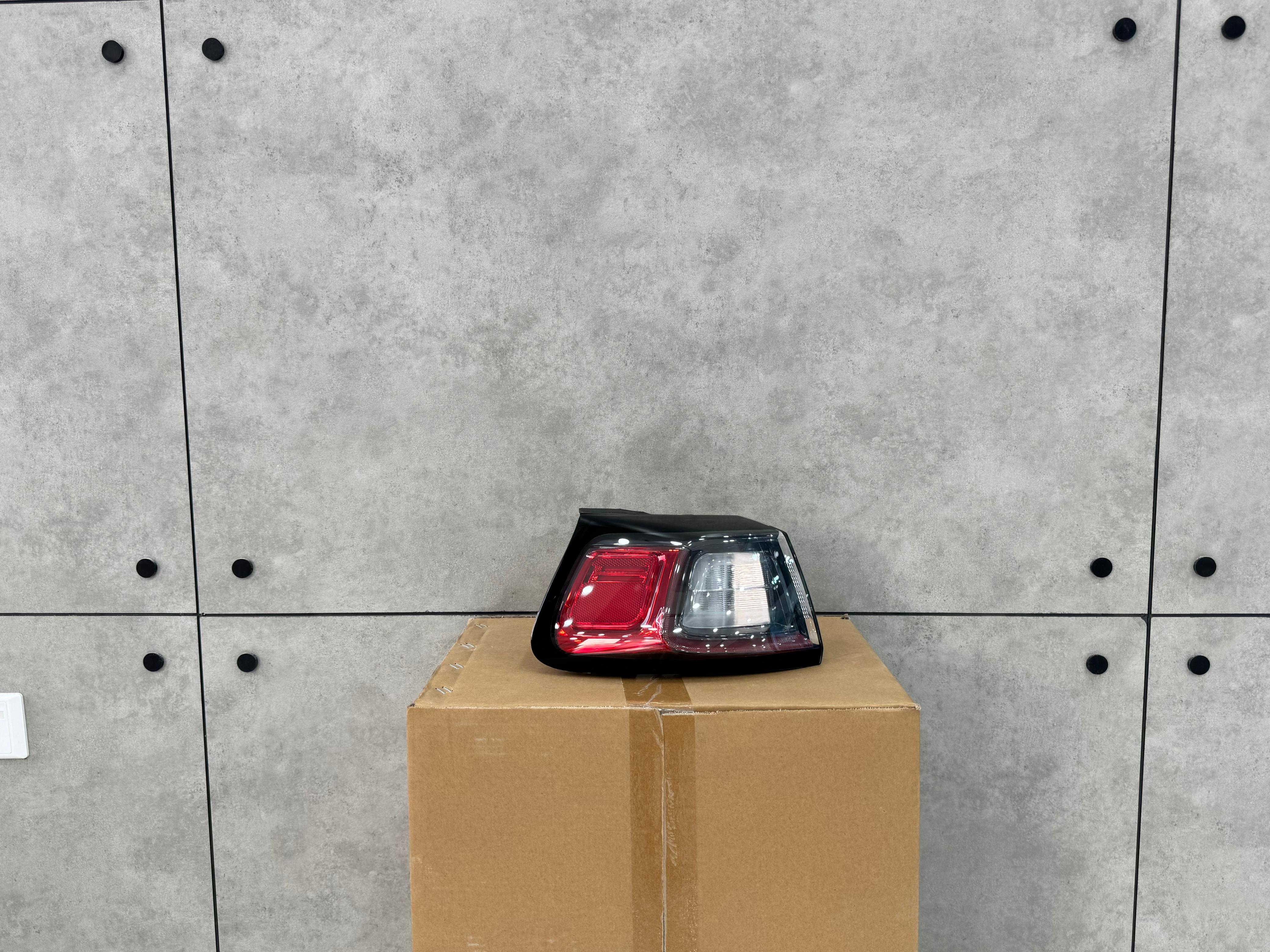 REAR LAMP CHEROKE 2019 (LH)
