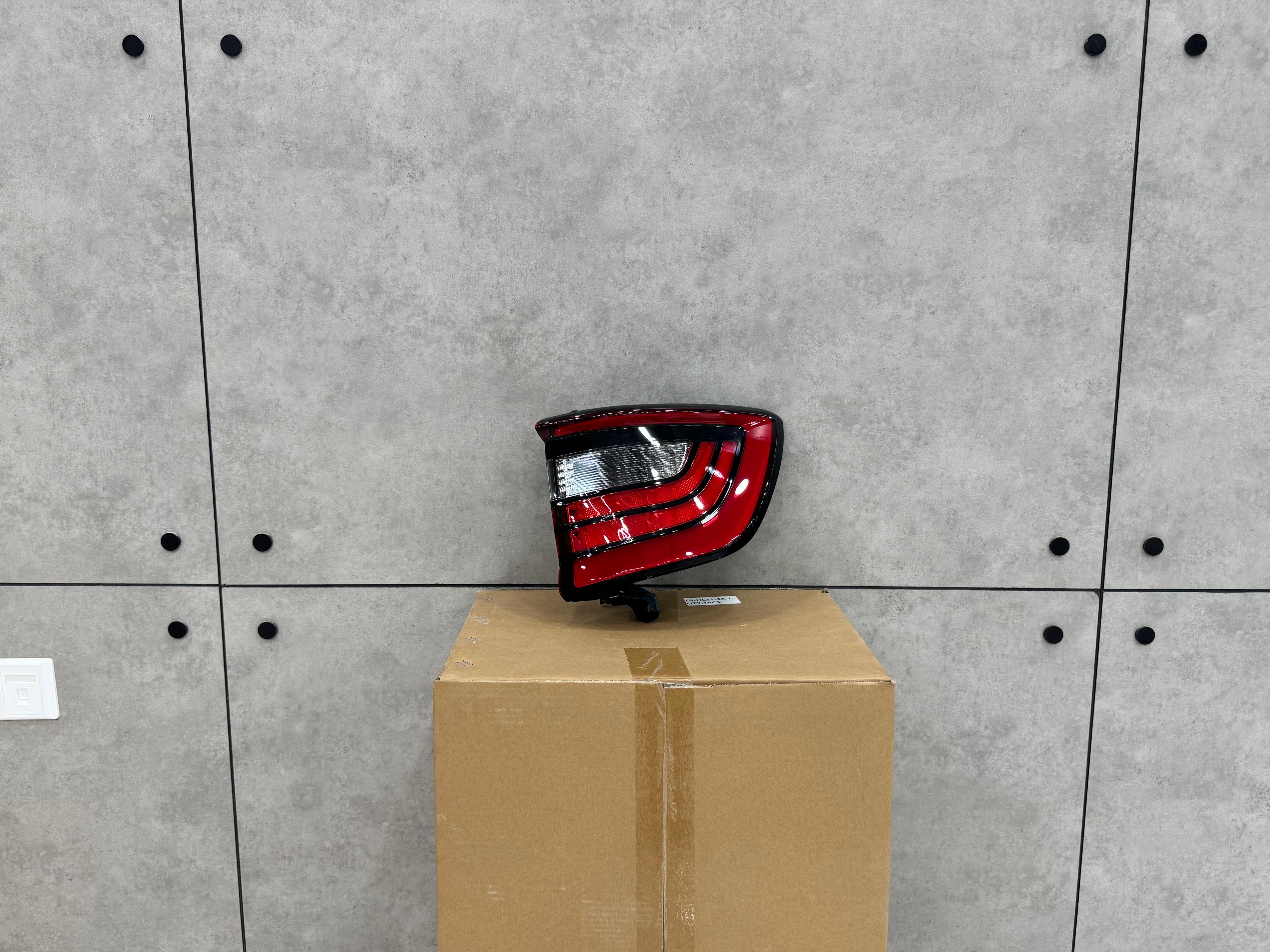 REAR LAMP DURANGO 2014-21 (RH)