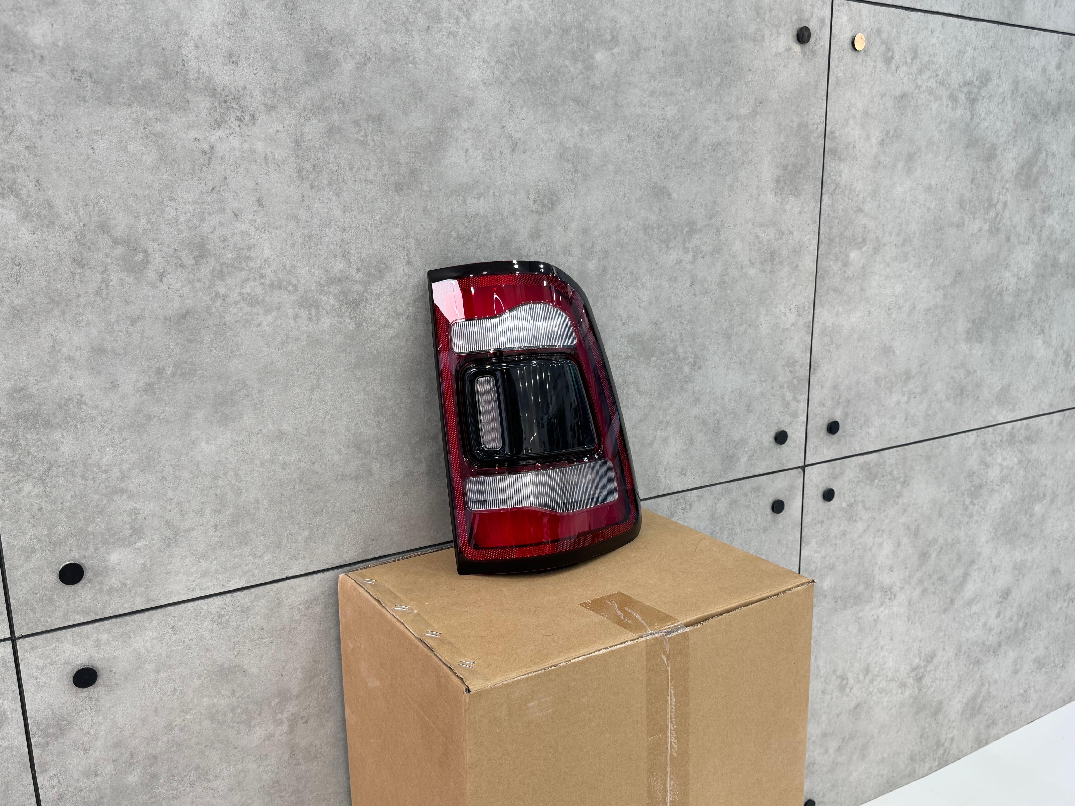 REAR LAMP RAM 2019-23 BLK (BLIND SPOT) (RH)