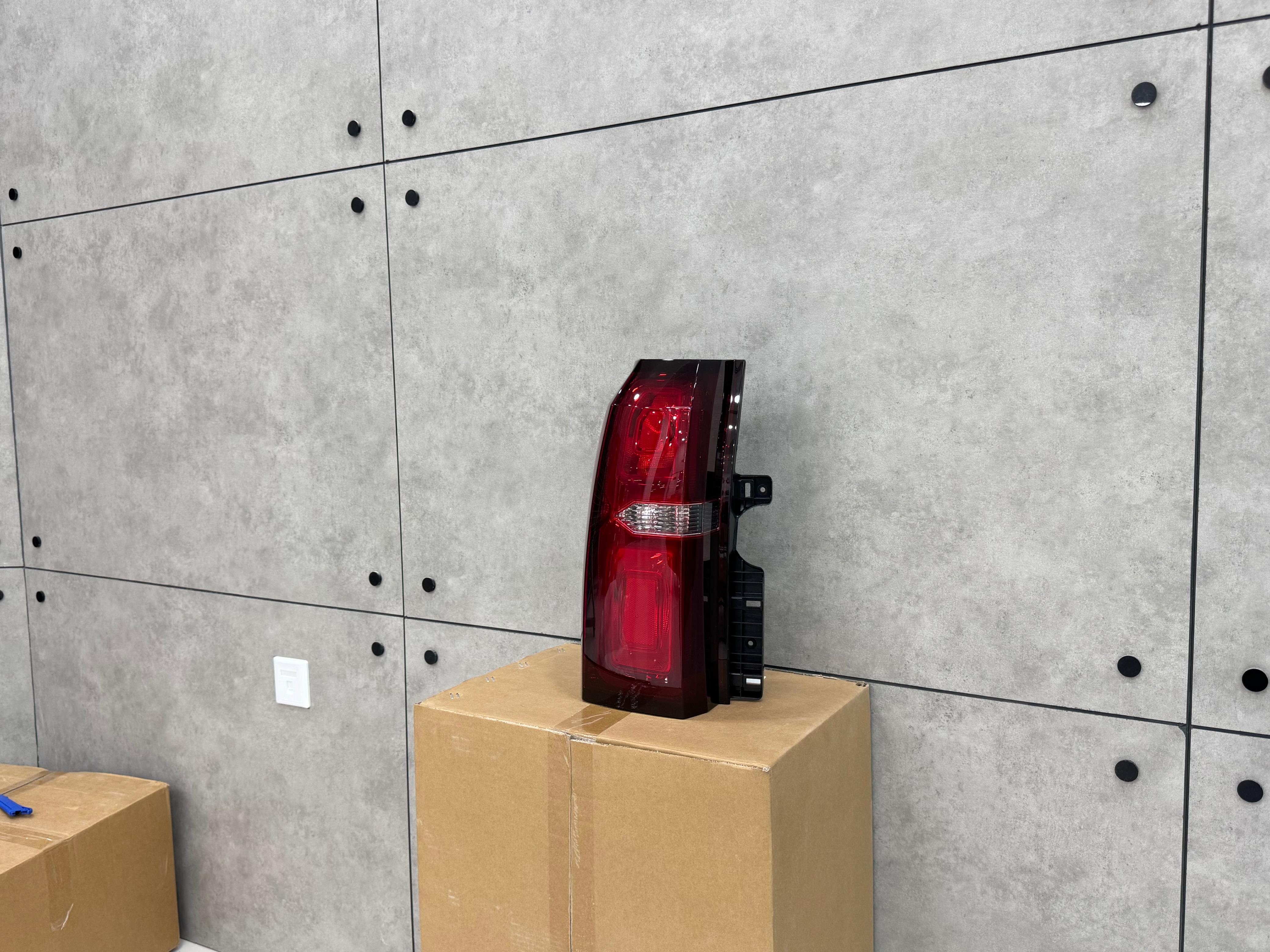 REAR LAMP TAHOE 2015-20 [ASSEMBLY] (LH)